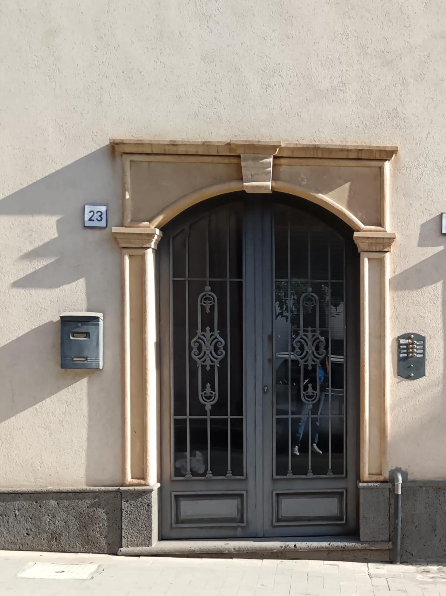 Via Cagliari Home Катания Екстериор снимка